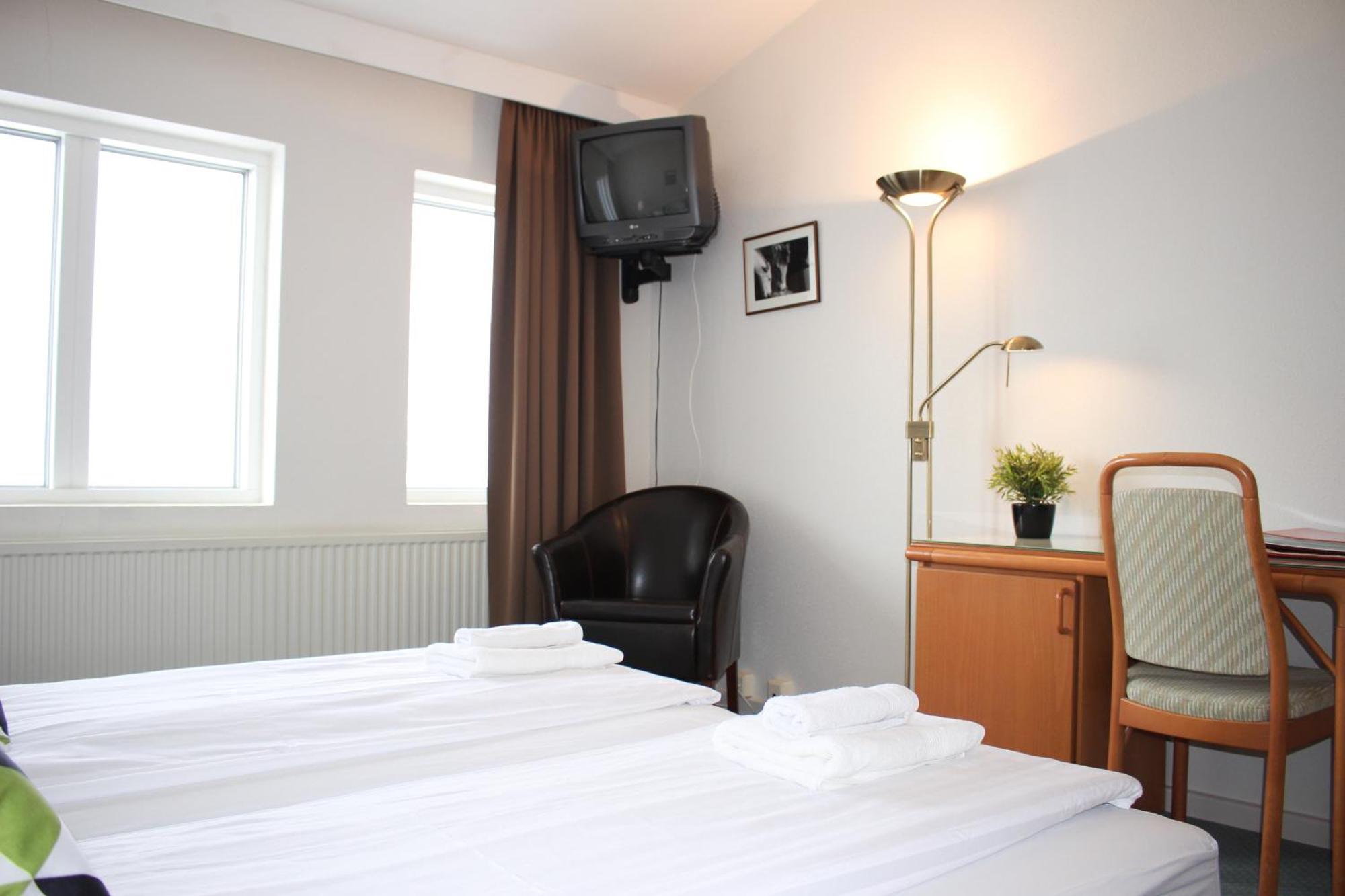 North Star Statharfloet Hotel Stadur Kamer foto